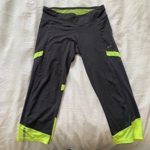 Champion capri leggings